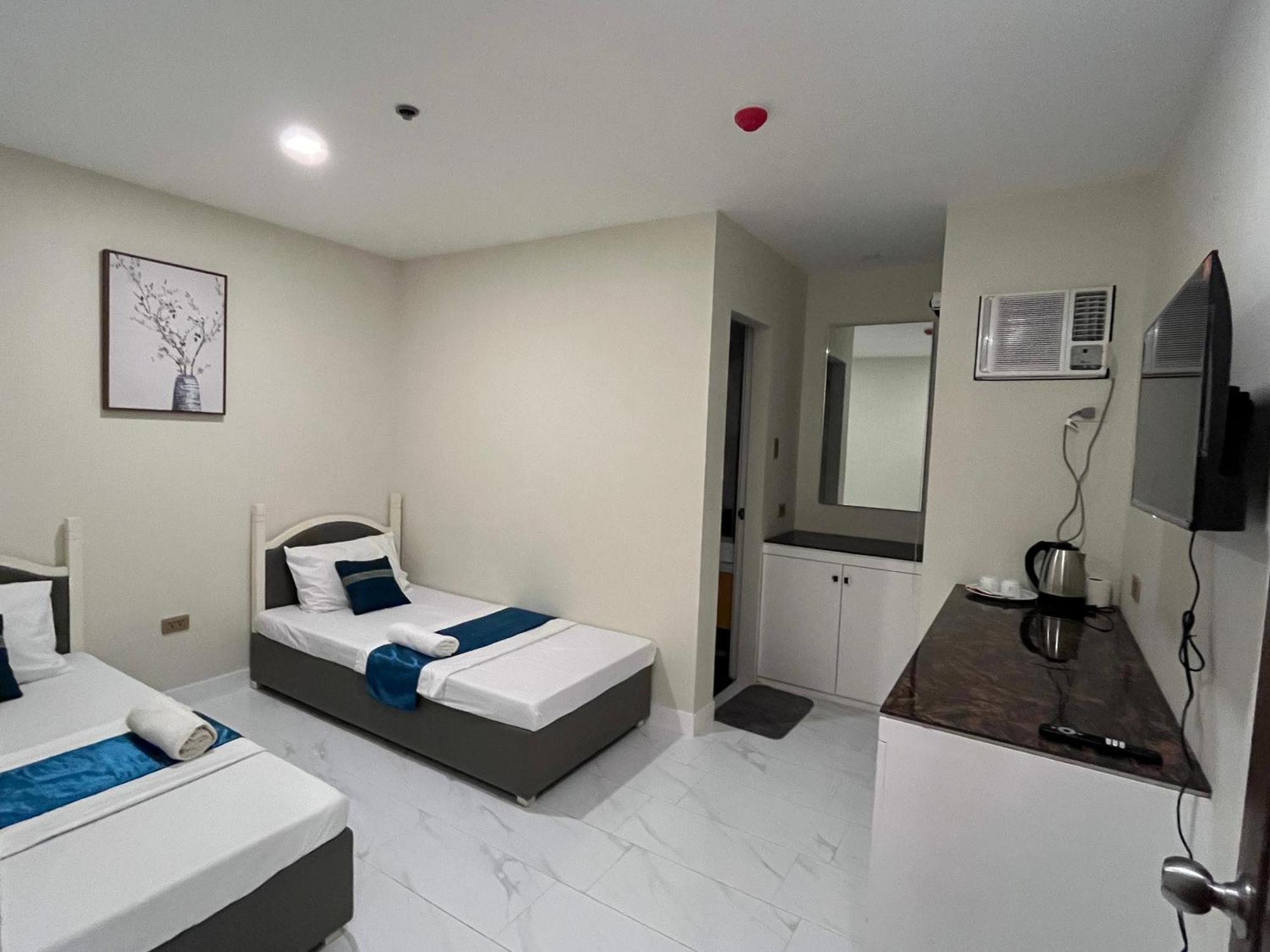 717 Residences Iloilo City Kültér fotó